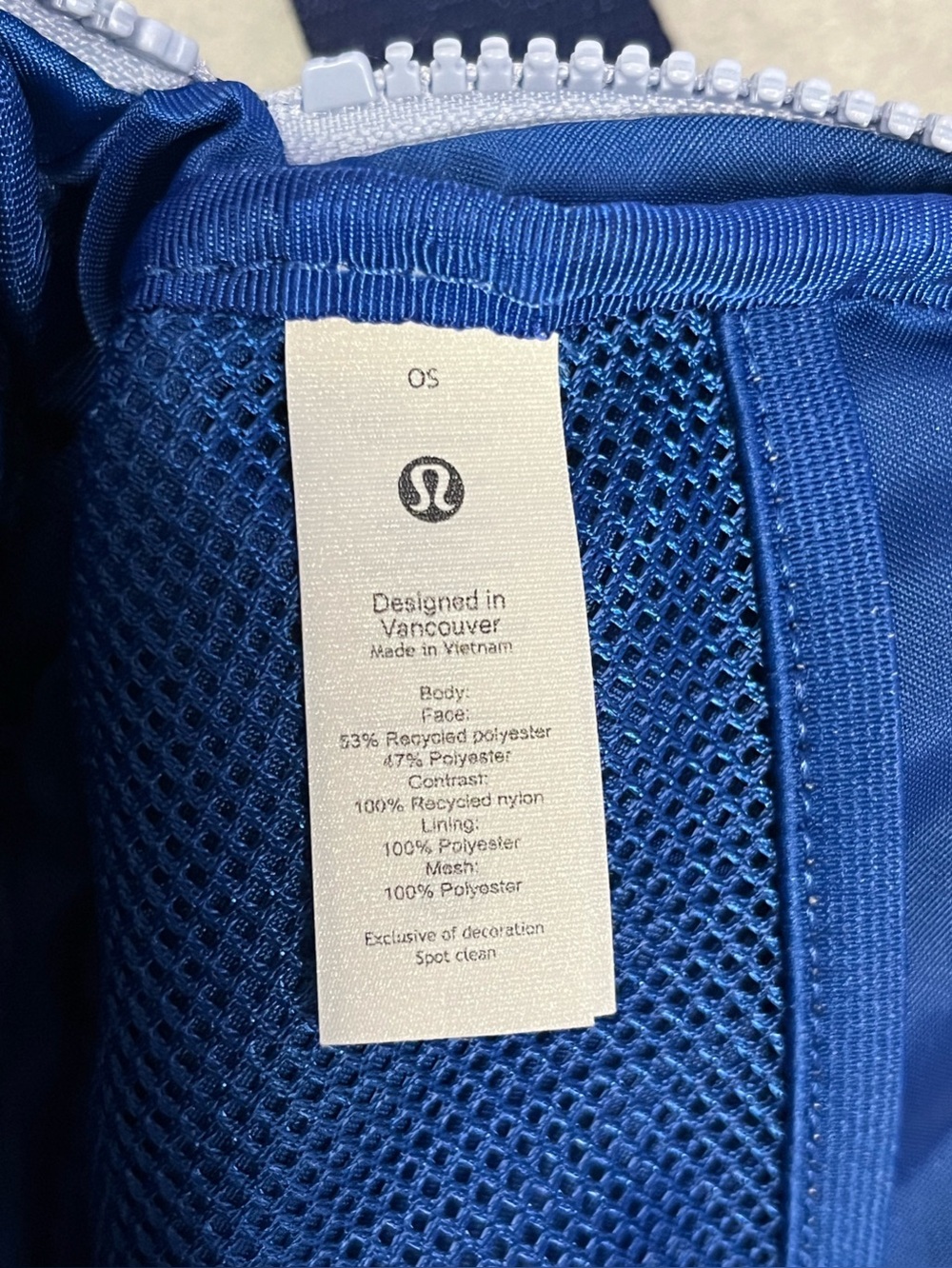 Lululemon Everywhere Belt Bag 1L Symphony Blue/Night Sea - Picture 6 of 6